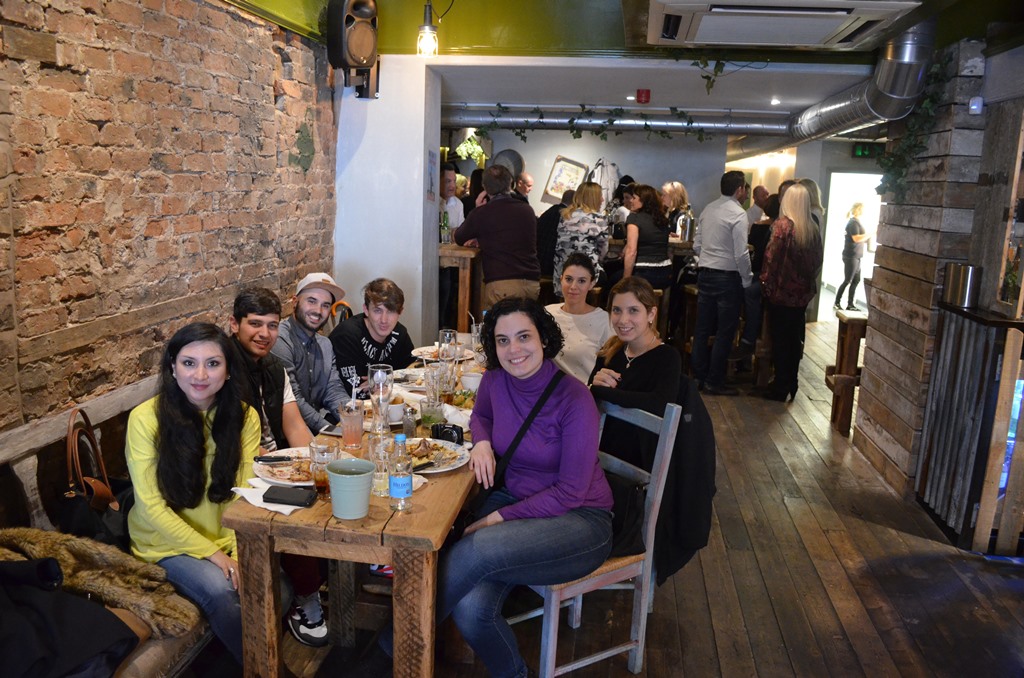 Que hacer en Manchester Comida Alloment Bar